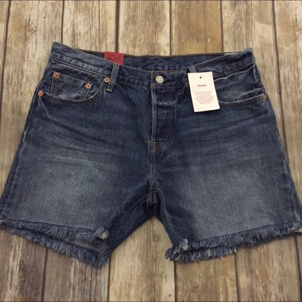 Levi’s denim shorts